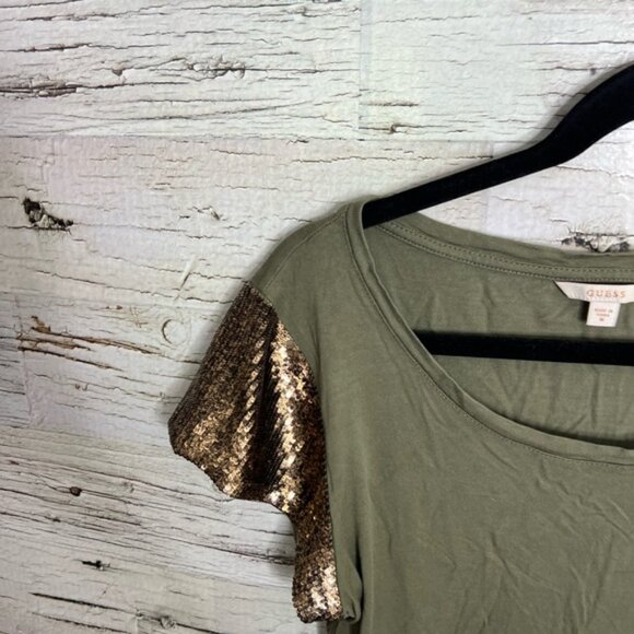 Guess green and gold sequin tee shirt top size medium - Picture 2 of 8